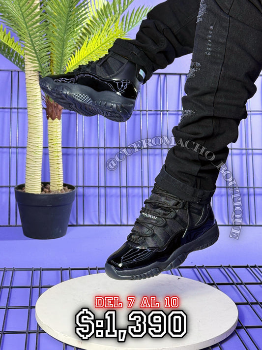 Jordan 11 🔥 $:1,390